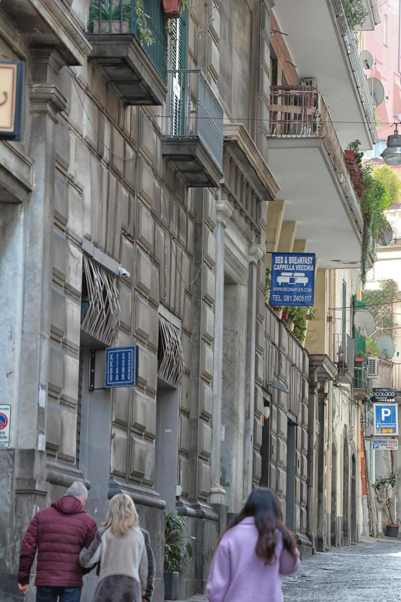 Cappella Vecchia 11 3* Naples